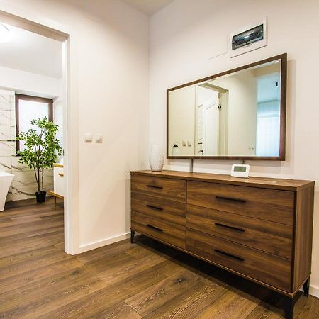 Iancului Aparthotel Bucarest Esterno foto