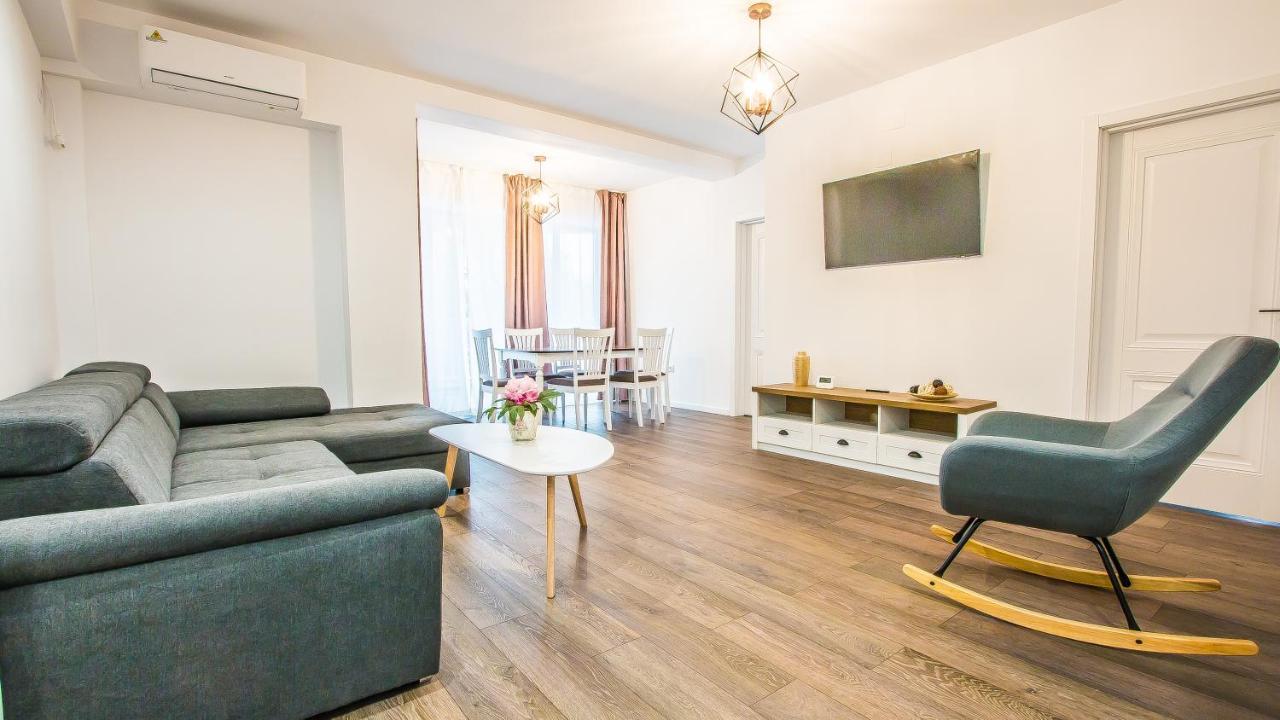Iancului Aparthotel Bucarest Esterno foto