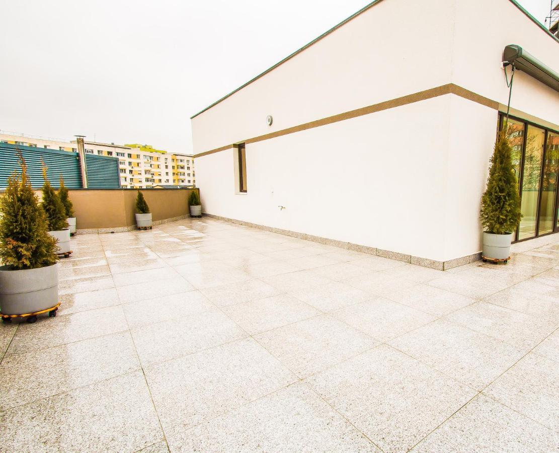 Iancului Aparthotel Bucarest Esterno foto